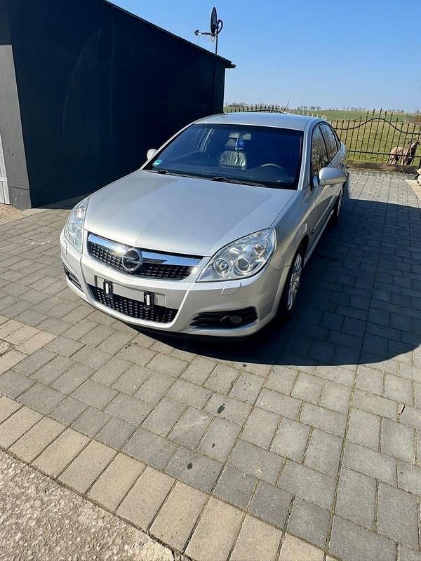 Gebraucht Opel Vectra 140 PS (102 kW) 2006 Silber Limousine