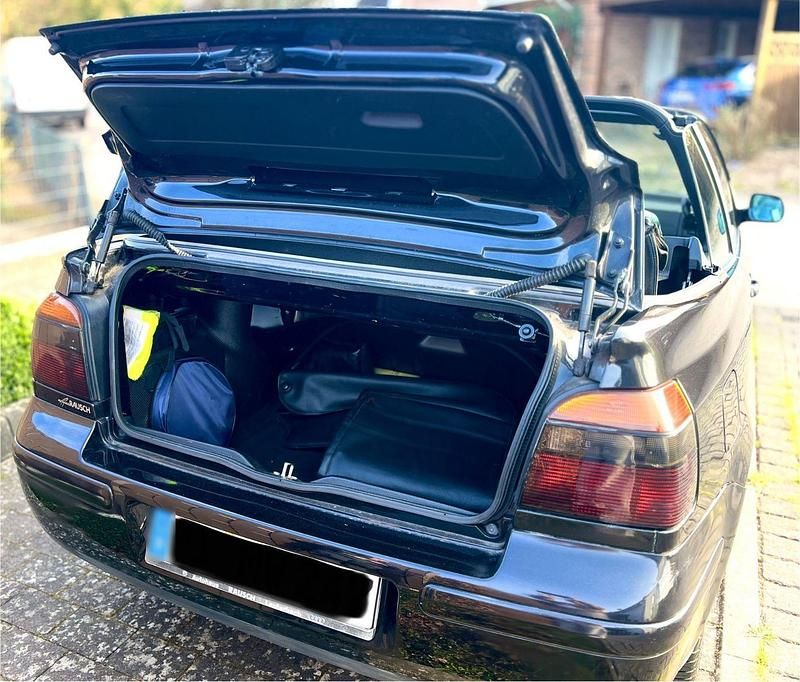 Gebraucht VW Golf Cabriolet 101 PS (74 kW) 2000 Schwarz Cabrio