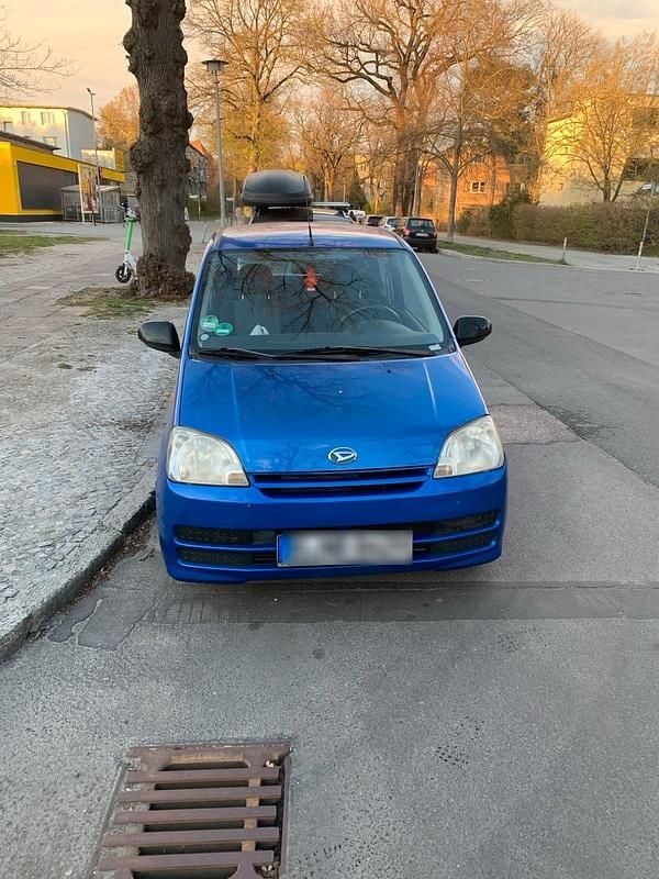 Gebraucht Daihatsu Cuore 58 PS (42 kW) 2006 Blau Kleinwagen