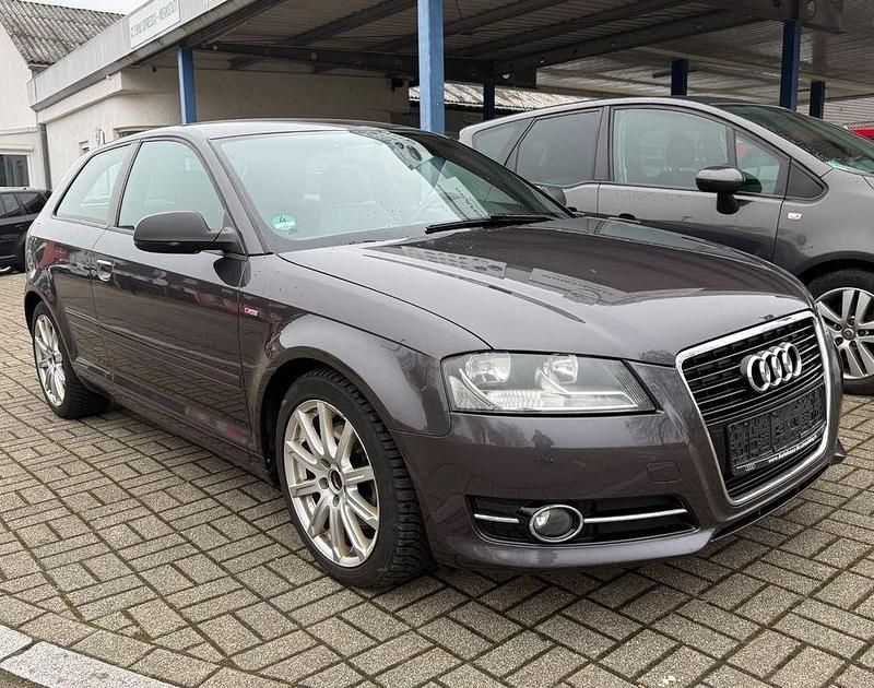 Gebraucht Audi A3 S-Line 170 PS (125 kW) 2011 Grau Kleinwagen