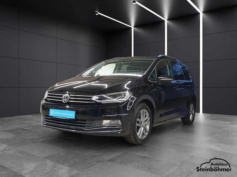 Gebraucht VW Touran Highline 150 PS (110 kW) 2017 Deep black perleffekt (schwarz) Van / Kleinbus