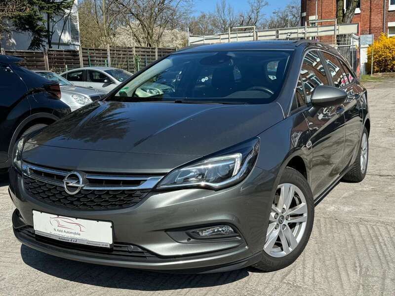 Quarz grau Gebraucht 2019 Opel Astra Business Kombi | 8.899 € (Fairer Preis) - Bild 1/4