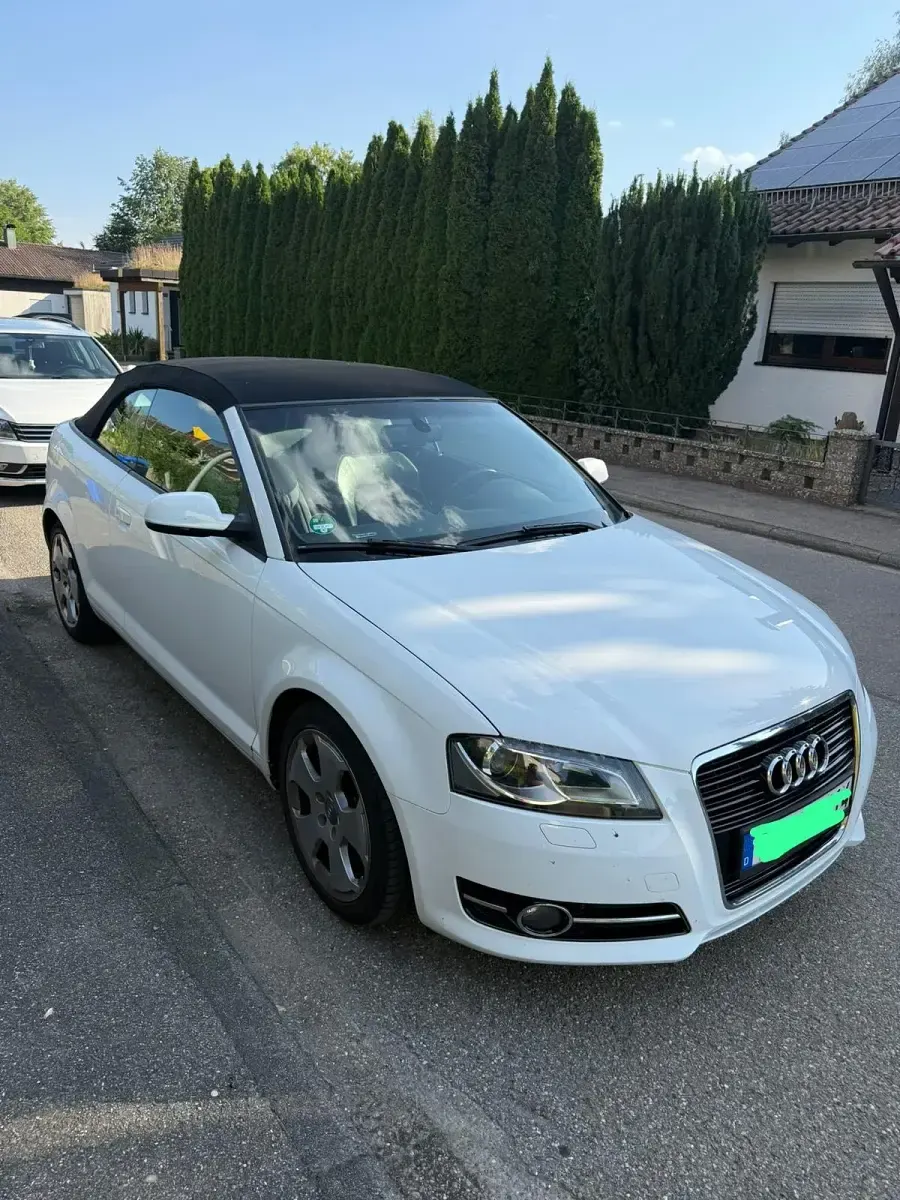 Gebraucht Audi A3 Cabriolet Comfort 160 PS (117 kW) 2011 Weiß Cabrio