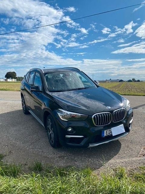 Schwarz Gebraucht 2017 BMW X1 xLine SUV | 19.100 € (Etwas zu teuer) - Bild 1/4