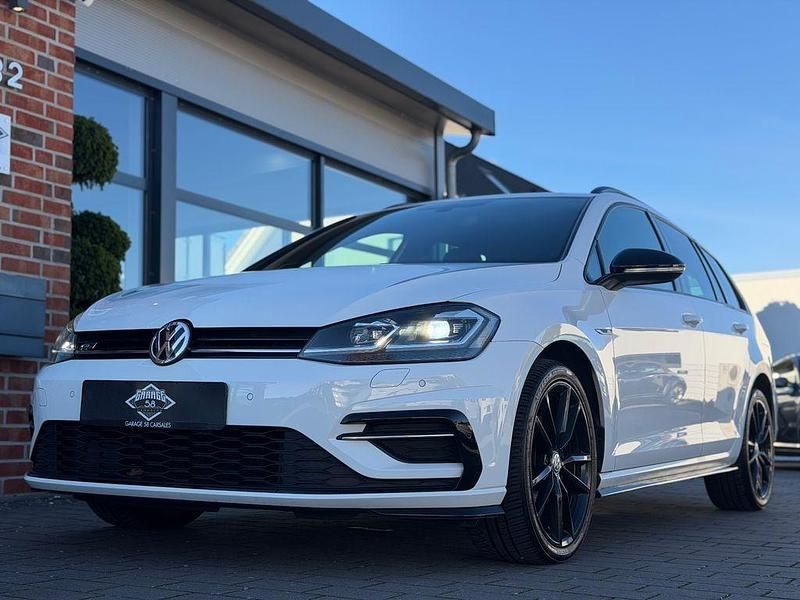 Weiß Gebraucht 2017 VW Golf VII R-line Kombi | 12.900 € (Fairer Preis) - Bild 1/4