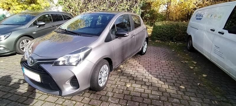 Gebraucht 2014 Toyota Yaris Cool Kleinwagen | 5.300 € (Guter Preis) - Bild 1/4