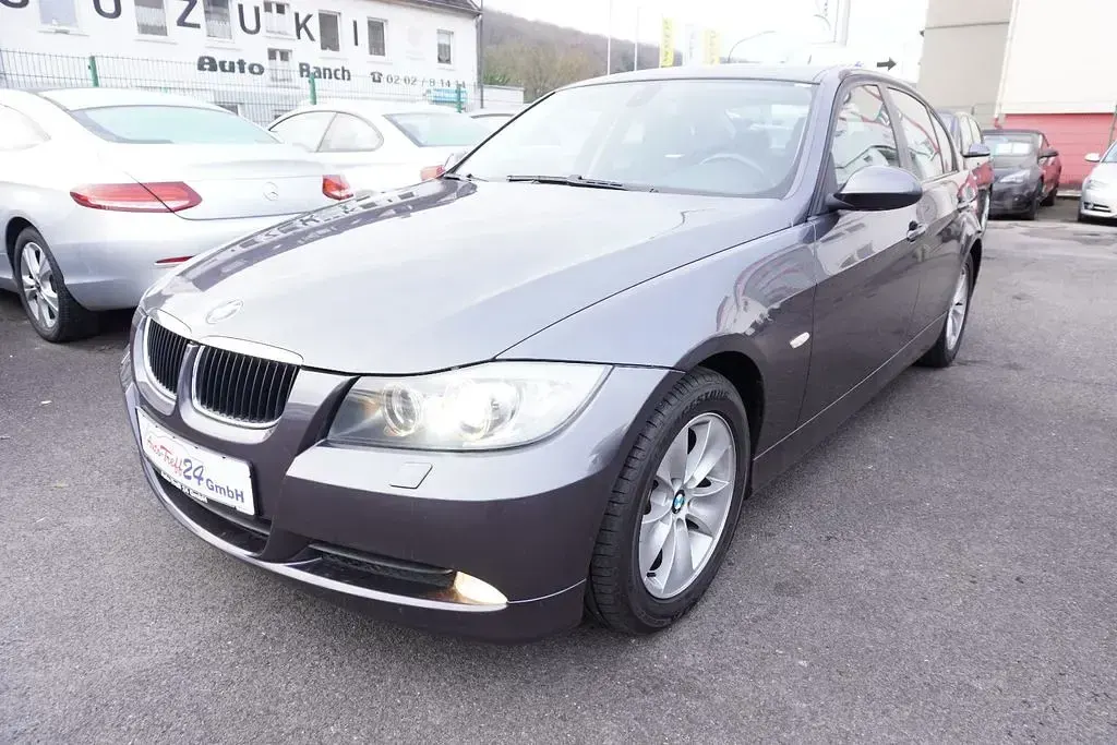 Gebraucht BMW 320 Advantage 150 PS (110 kW) 2006 Grau Limousine
