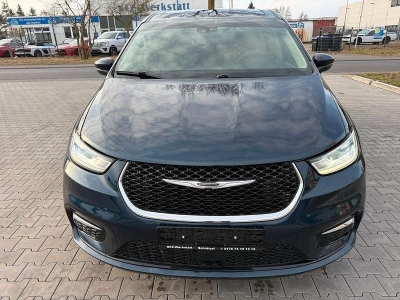 Second-hand Chrysler Pacifica 291 CP (214 kW) 2023 Albastru Van