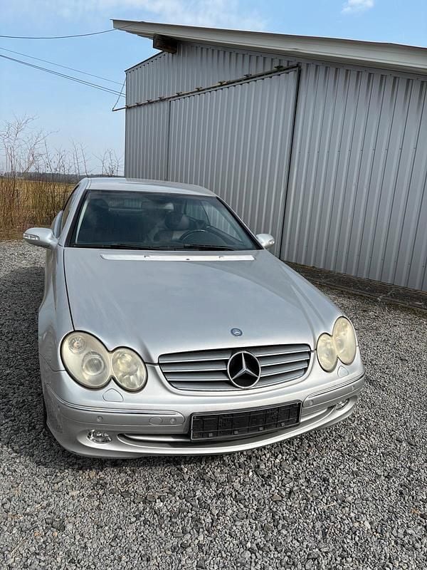 Gebraucht Mercedes CLK240 Elegance 170 PS (125 kW) 2003 Coupé