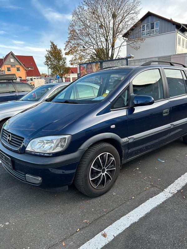 Blau Gebraucht 2000 Opel Zafira Kombi | 1.250 € (Guter Preis) - Bild 1/4