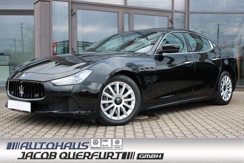 Schwarz Gebraucht 2016 Maserati Ghibli Coupé | 19.775 € (Superpreis) - Bild 1/4