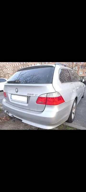Gebraucht BMW 525 218 PS (160 kW) 2007 Grau Kombi