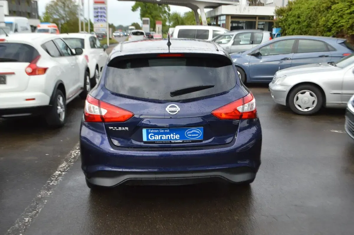 Gebraucht Nissan Pulsar Acenta 116 PS (85 kW) 2015 Violet Kleinwagen