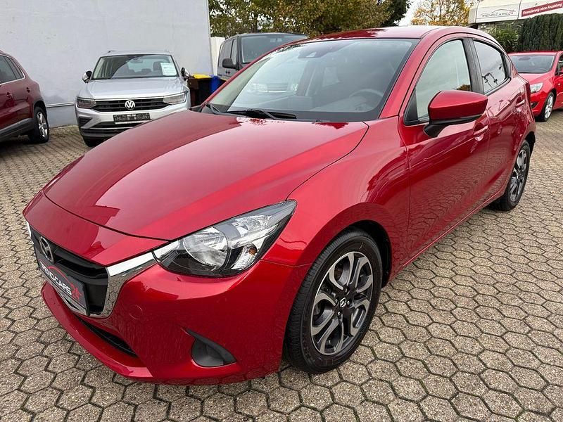 Rot Gebraucht 2017 Mazda 2 Kizoku Limousine | 11.490 € (Fairer Preis) - Bild 1/4