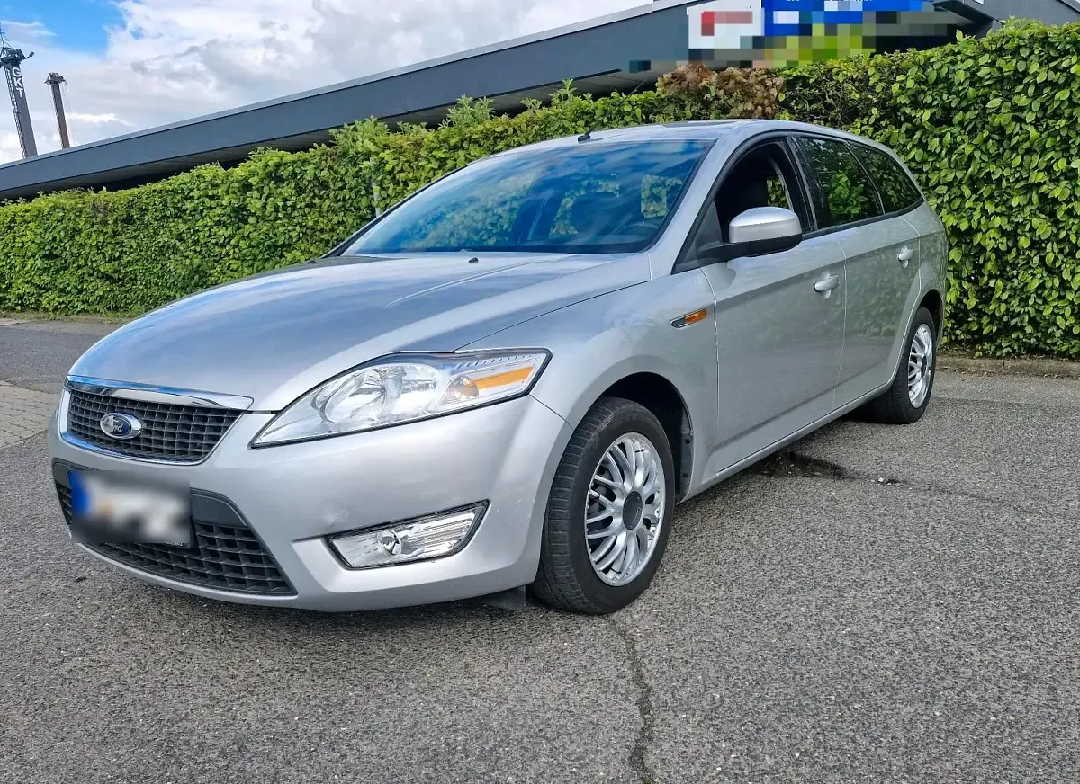 Gebraucht Ford Mondeo 125 PS (91 kW) 2007 Silber Kombi