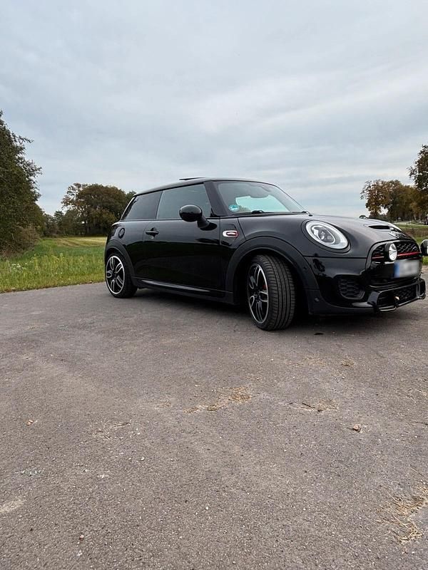 Gebraucht Mini John Cooper Works 231 PS (169 kW) 2016 Schwarz Kleinwagen