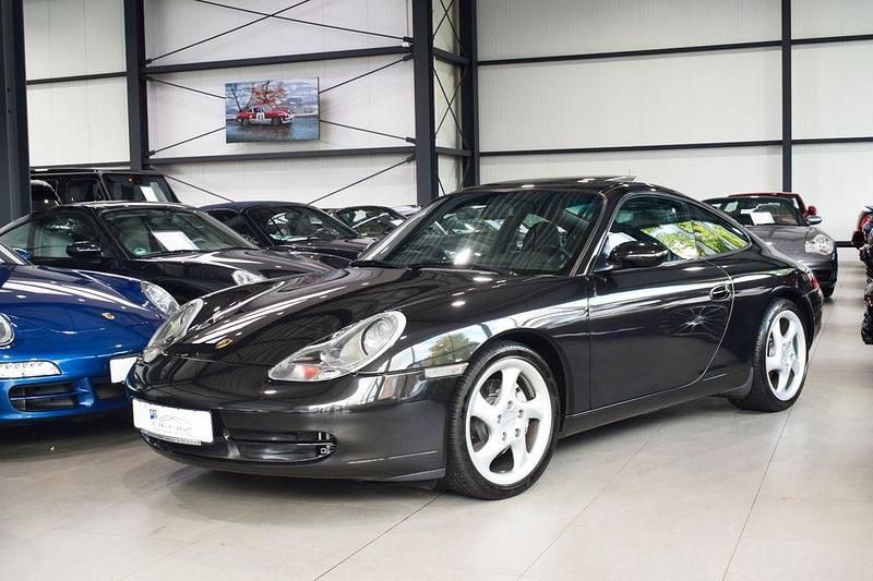Schwarz Gebraucht 2001 Porsche 996 Coupé | 29.899 € (Guter Preis) - Bild 1/3