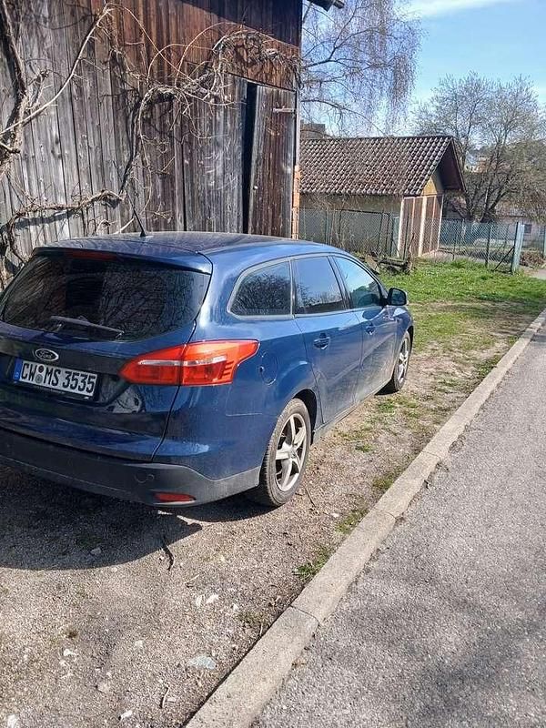 Gebraucht Ford Focus Trend 125 PS (91 kW) 2014 Kombi