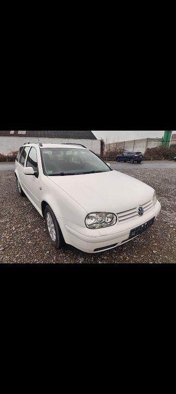 Gebraucht VW Golf IV Comfortline 116 PS (85 kW) 2004 Weiß Kombi