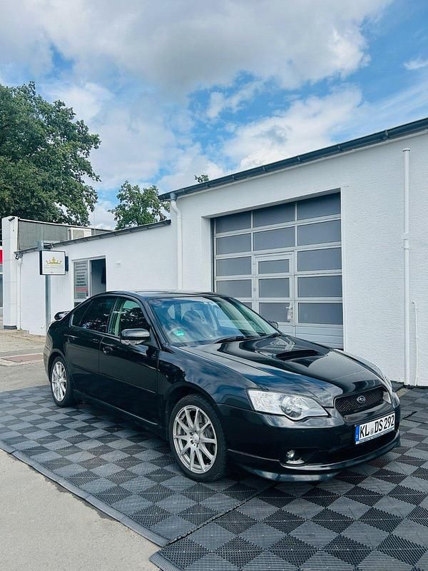 Schwarz Gebraucht 2005 Subaru Legacy GT Limousine | 11.599 € - Bild 1/4