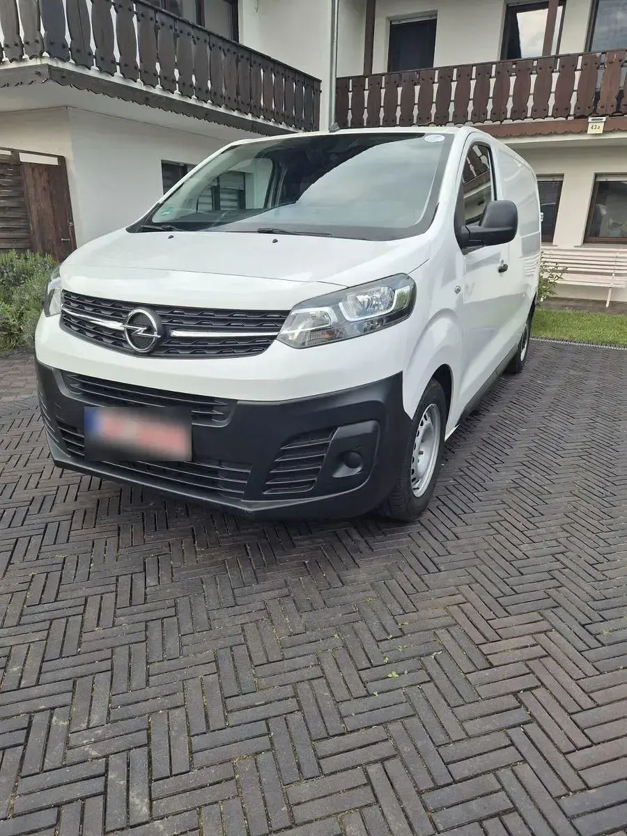 Gebraucht Opel Vivaro-e Combi 120 PS (88 kW) 2022 Weiß Van / Kleinbus