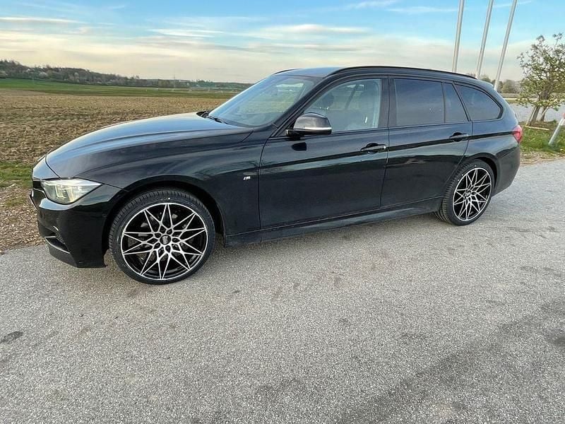 Gebraucht BMW 320 M Sport 190 PS (139 kW) 2019 Schwarz Kombi