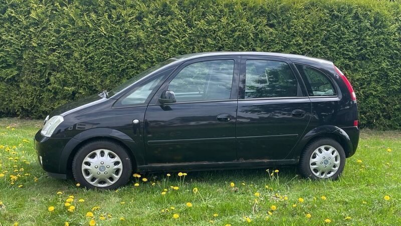 Schwarz Gebraucht 2005 Opel Meriva Van / Kleinbus | 1.200 € (Superpreis) - Bild 1/4