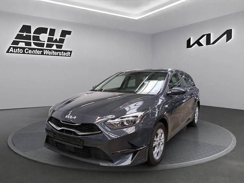 Grau Gebraucht 2025 Kia Ceed Sportswagon Comfort Kombi | 23.869 € (Guter Preis) - Bild 1/4