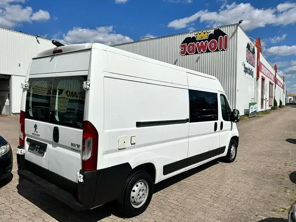 Gebraucht Peugeot Boxer Avantage 131 PS (96 kW) 2015 Weiß Van