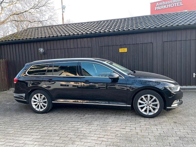 Gebraucht VW Passat 220 PS (161 kW) 2015 Schwarz Kombi