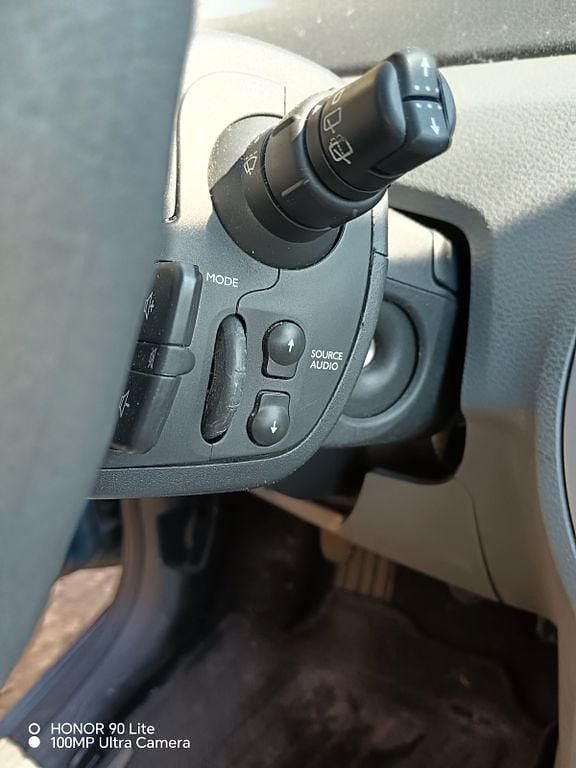 Gebraucht Renault Modus 75 PS (55 kW) 2011 Blau Van / Kleinbus