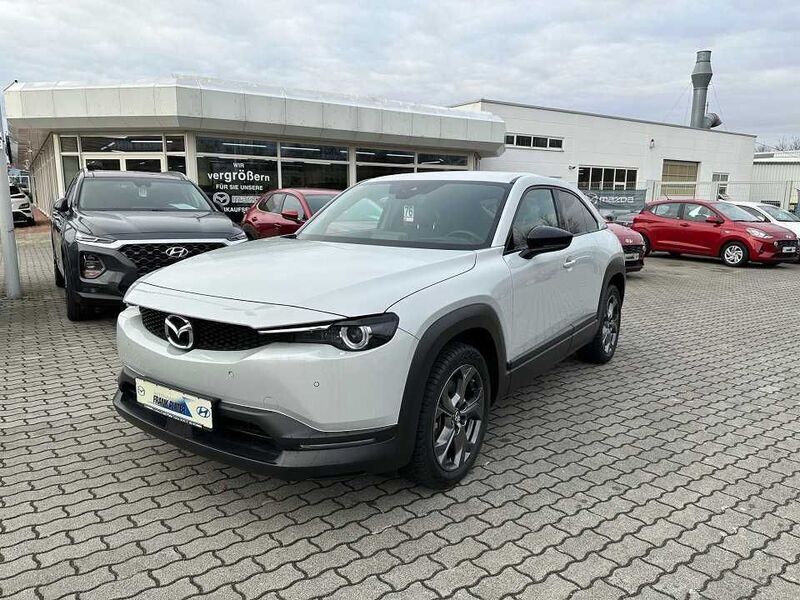 Weiß Gebraucht 2021 Mazda MX30 SUV | 16.990 € (Fairer Preis) - Bild 1/4
