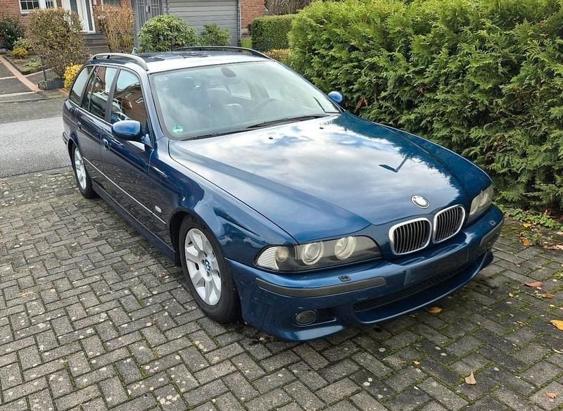 Gebraucht BMW 540 M Sport 286 PS (210 kW) 1999 Blau Kombi