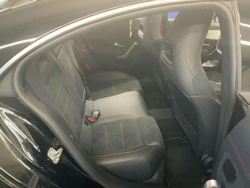 Schwarz Gebraucht 2023 Mercedes CLA35 AMG AMG Coupé | 39.999 € (Guter Preis) - Bild 1/4