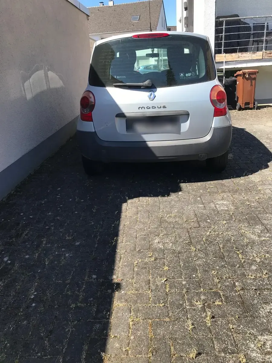 Brugt Renault Modus 72 HK (52 kW) 2005 Sølv MPV