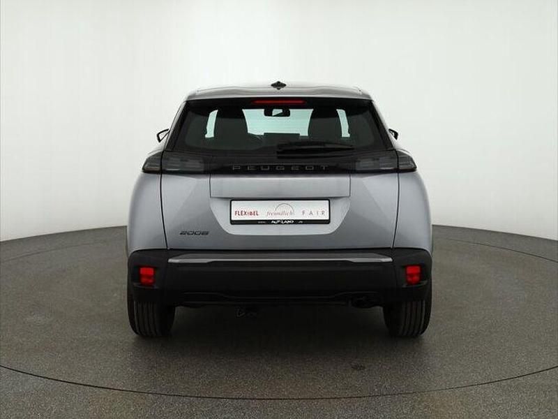 Neu Peugeot 2008 145 PS (106 kW) 2025 Rot SUV