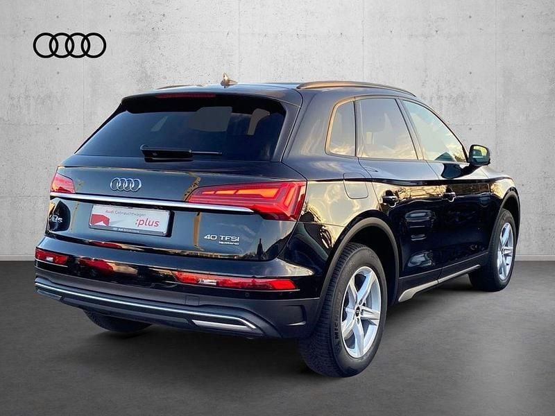 Gebraucht Audi Q5 Basis 204 PS (150 kW) 2023 Brillantschwarz SUV