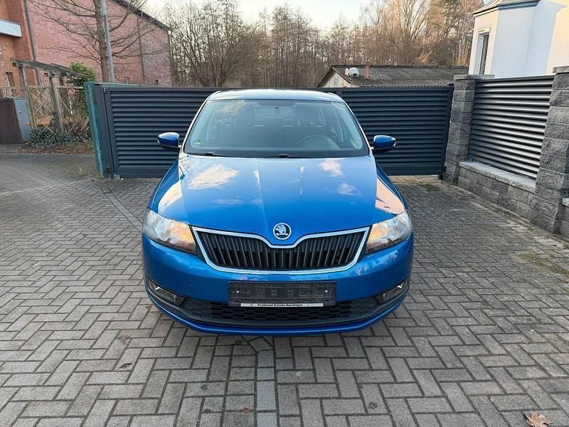 Gebraucht Skoda Rapid Cool Edition 95 PS (69 kW) 2019 Blau Kombi