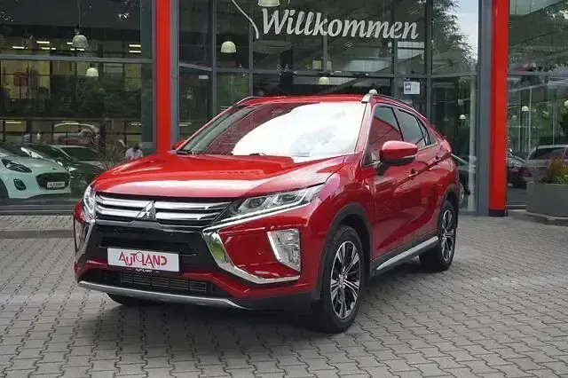 Gebraucht Mitsubishi Eclipse Cross Diamant Edition 163 PS (119 kW) 2019 Rot SUV