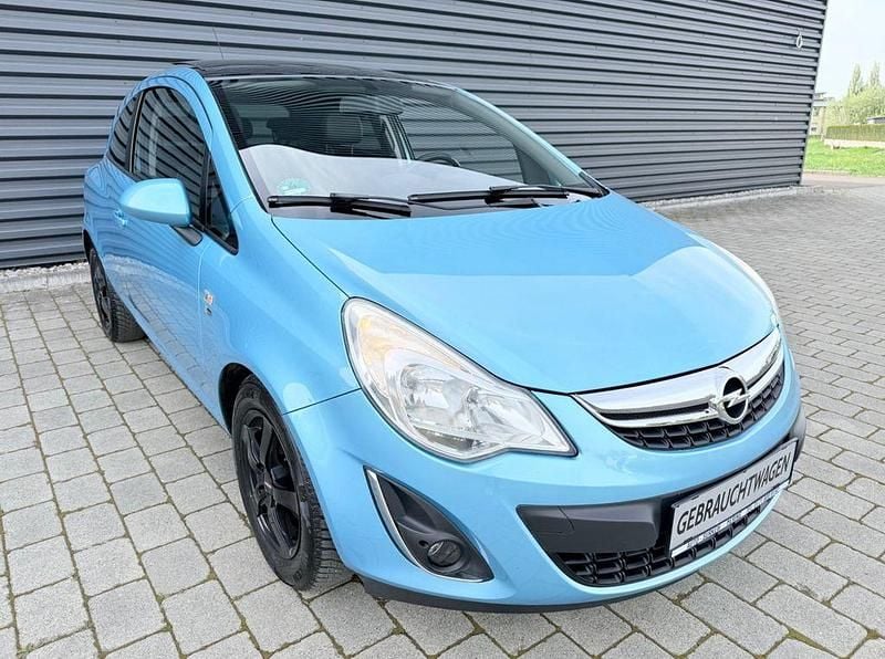 Usata Opel Corsa 87 CV (63 kW) 2012 Blu Utilitaria