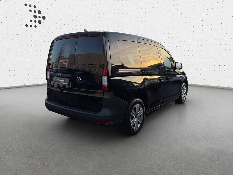 Gebraucht VW Caddy Basis 122 PS (89 kW) 2021 Schwarz Van / Kleinbus