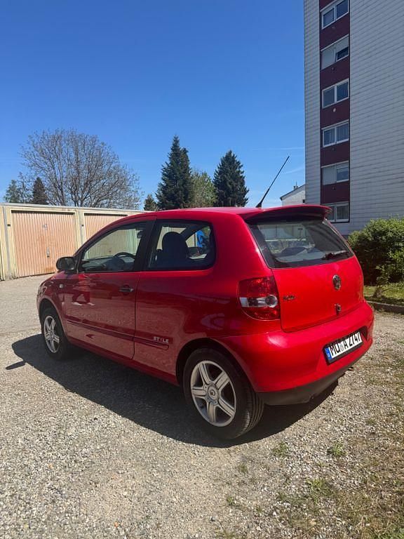 Usata VW Fox 54 CV (39 kW) 2010 Rosso Utilitaria