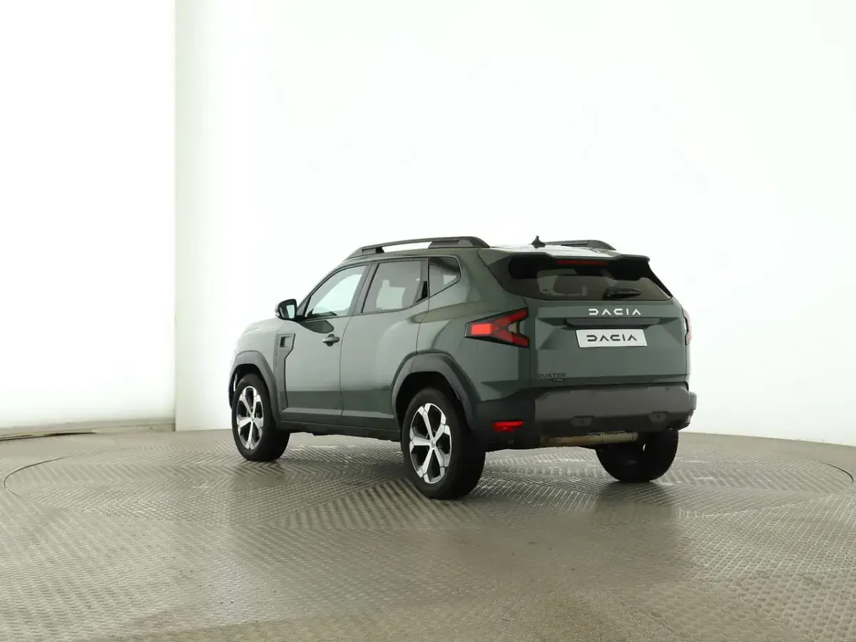 Gebraucht Dacia Duster Journey 94 PS (69 kW) 2025 Staubgrau (grau) SUV