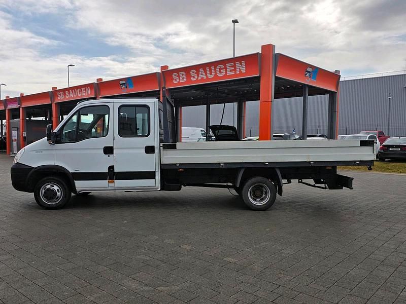 Gebraucht Iveco Daily 147 PS (108 kW) 2009 Weiß Van / Kleinbus