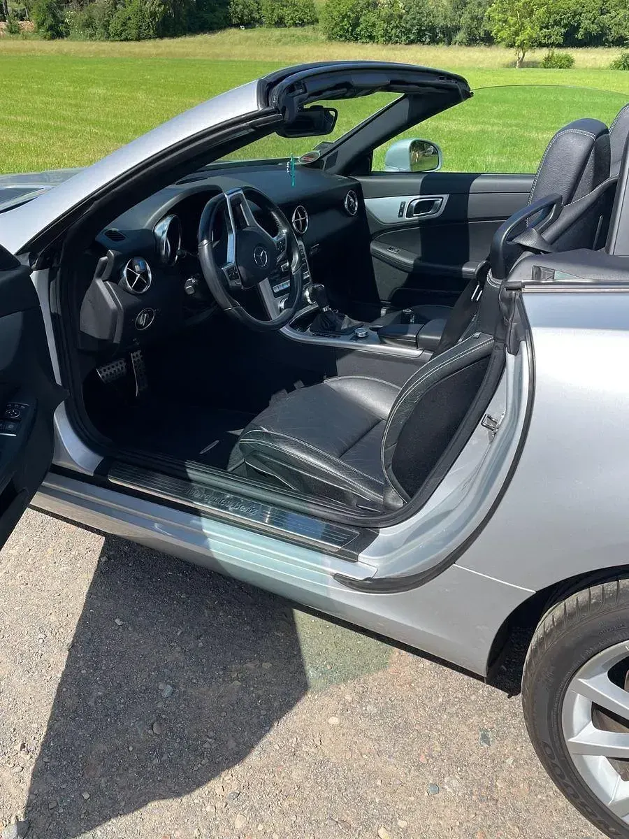 Gebraucht Mercedes SLK200 AMG Edition 1 184 PS (135 kW) 2011 Silber Cabrio