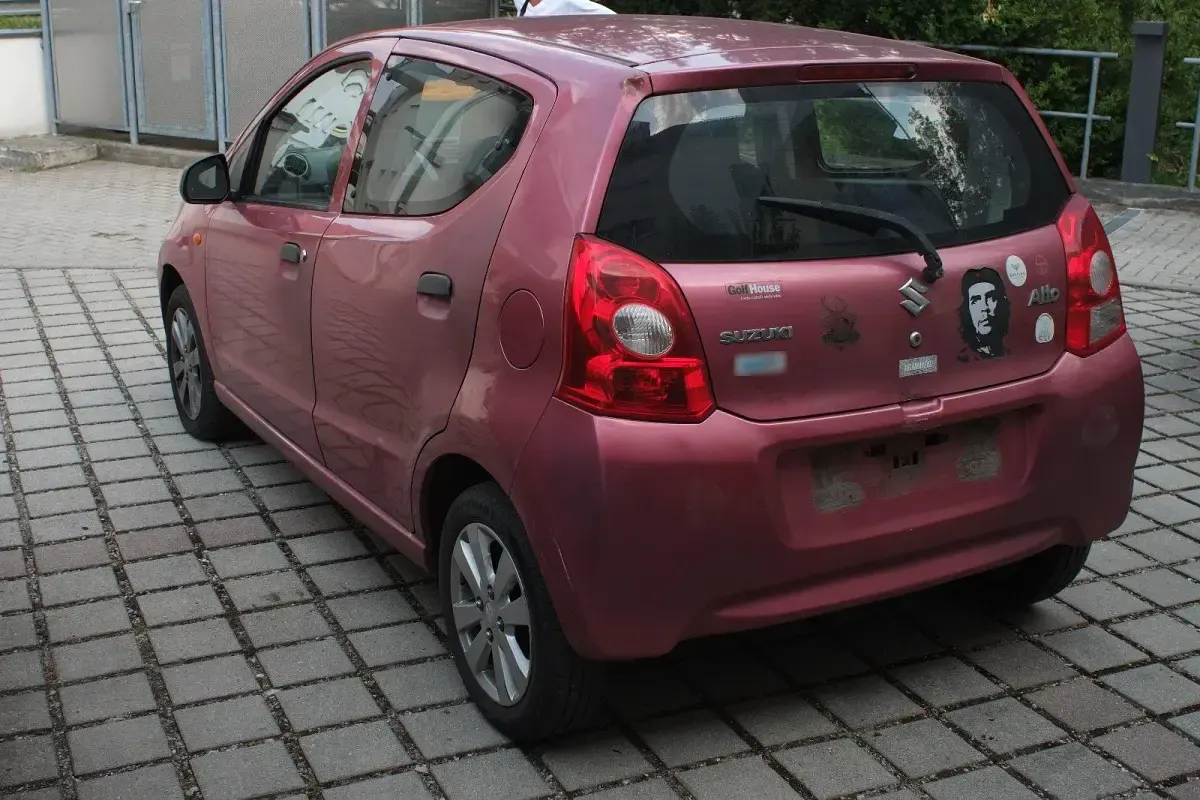 Gebraucht Suzuki Alto 68 PS (50 kW) 2009 Rot Kleinwagen