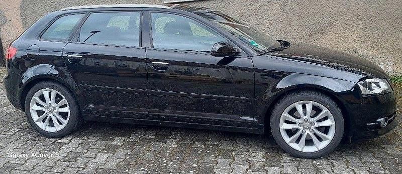 Gebraucht Audi A3 Attraction 125 PS (91 kW) 2011 Schwarz Kleinwagen