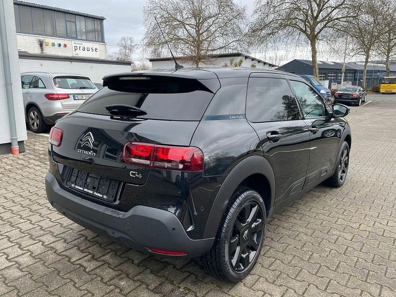 Gebraucht Citroën C4 Shine 110 PS (80 kW) 2018 Schwarz SUV