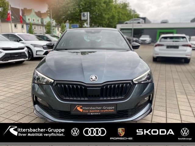 Quarzgrau metallic Gebraucht 2021 Skoda Scala Monte Carlo Kleinwagen | 19.980 € (Guter Preis) - Bild 1/4