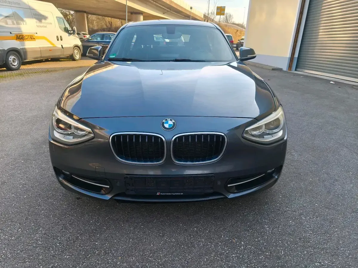Gebraucht BMW 116 136 PS (100 kW) 2012 Grau Kleinwagen